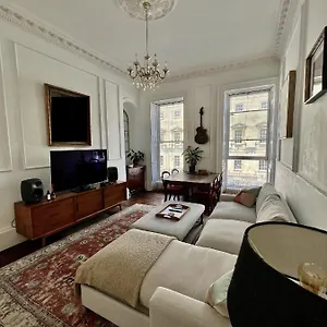 Apartment Stunning Georgian, Bath